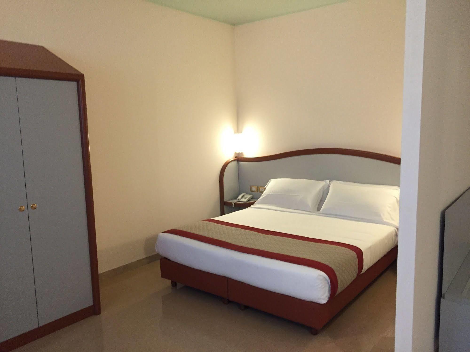 Hotel Verdi Vicenza Eksteriør bilde
